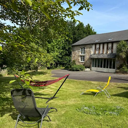 Petit Manoir, Grand Jardin Dans La Baie Du Mont-saint-michel * Tirepied-sur-See