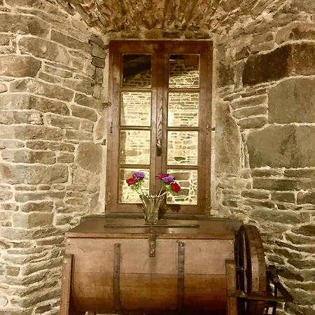 Petit Manoir, Grand Jardin Dans La Baie Du Mont-saint-michel Dom wakacyjny *